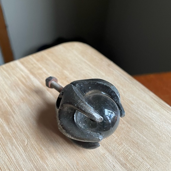 Mixed Lot of 4 figural drawer pulls knobs metal glass butterfly fox skull claw - Picture 6 of 14